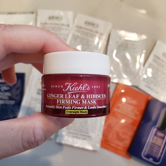Kiehl's skin care samples - Picture 2 of 5